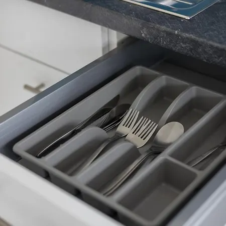 Urban Oasis With Queen Bed And View Be-34 아파트 *