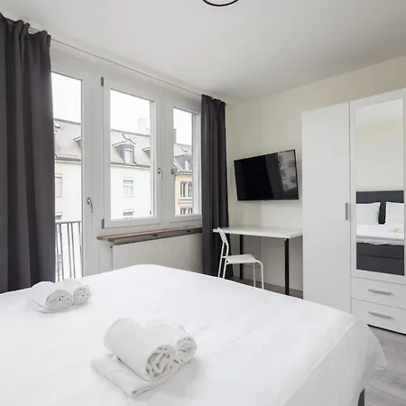 Urban Oasis With Queen Bed And View Be-34 * Zürich