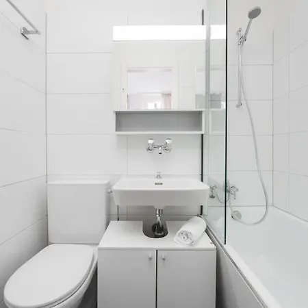 Urban Oasis With Queen Bed And View Be-34 Apartment Zurich